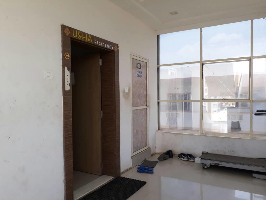 Stay Guru Usha Residency Бхудж Экстерьер фото